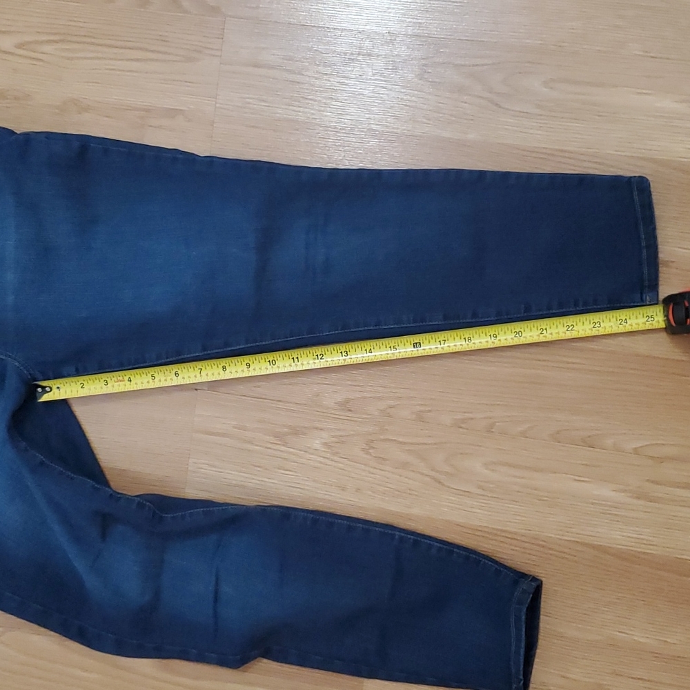 Jeans - Picture 3 of 4